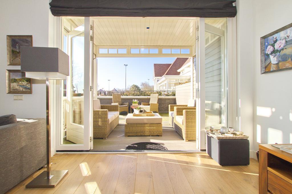 Bed & Breakfast Wit 51 Noordwijk Exterior photo